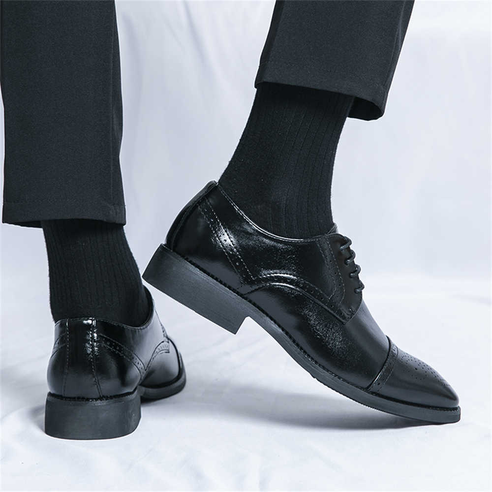 Sepatu Lari Semi Formal Nomor  - Men Formal Wear With Sneakers ulasan dan harga